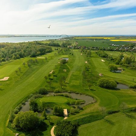 Golf 'N Wave Aktivresort فيهمارن المظهر الخارجي الصورة