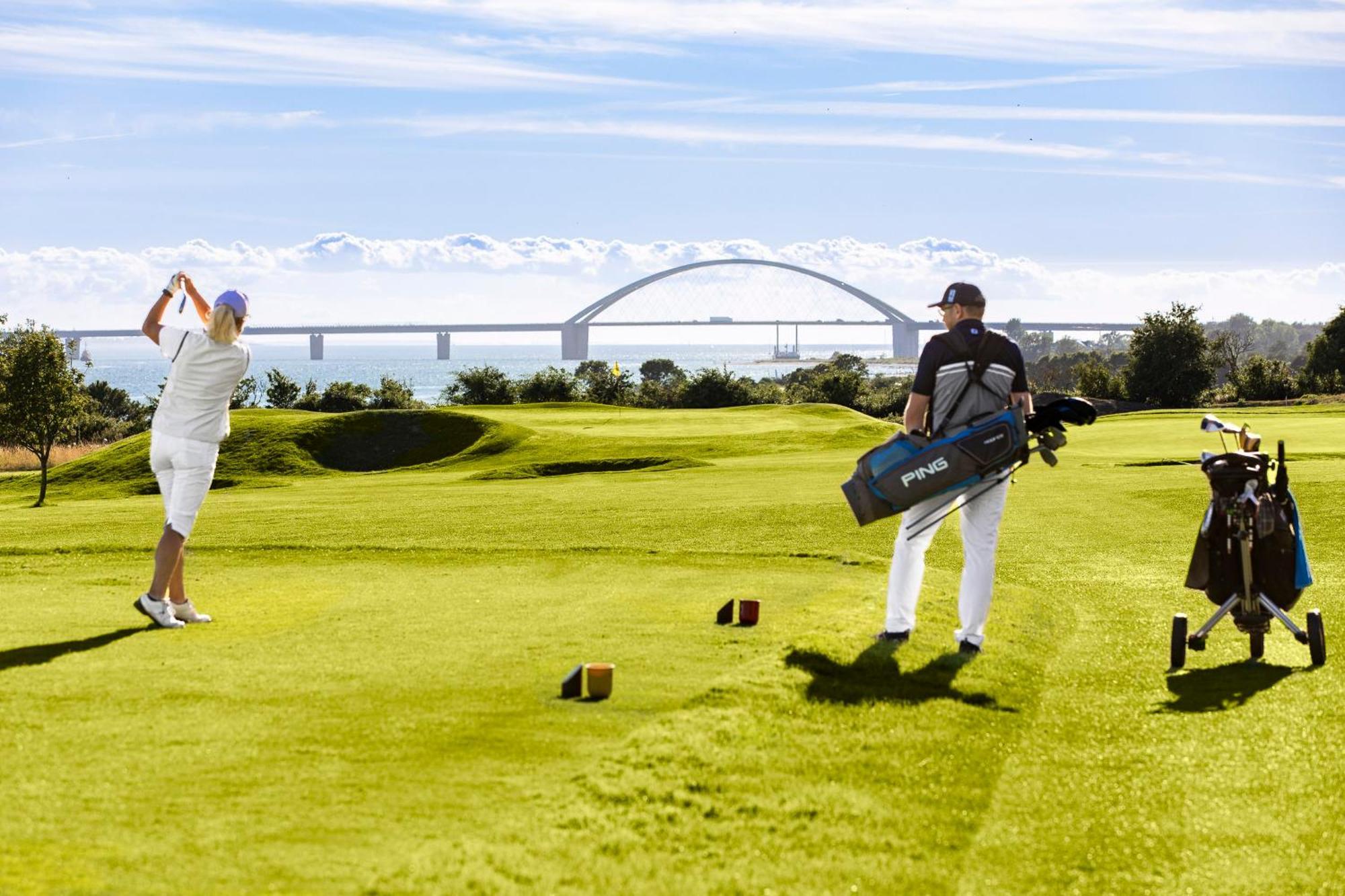 Golf 'N Wave Aktivresort فيهمارن المظهر الخارجي الصورة