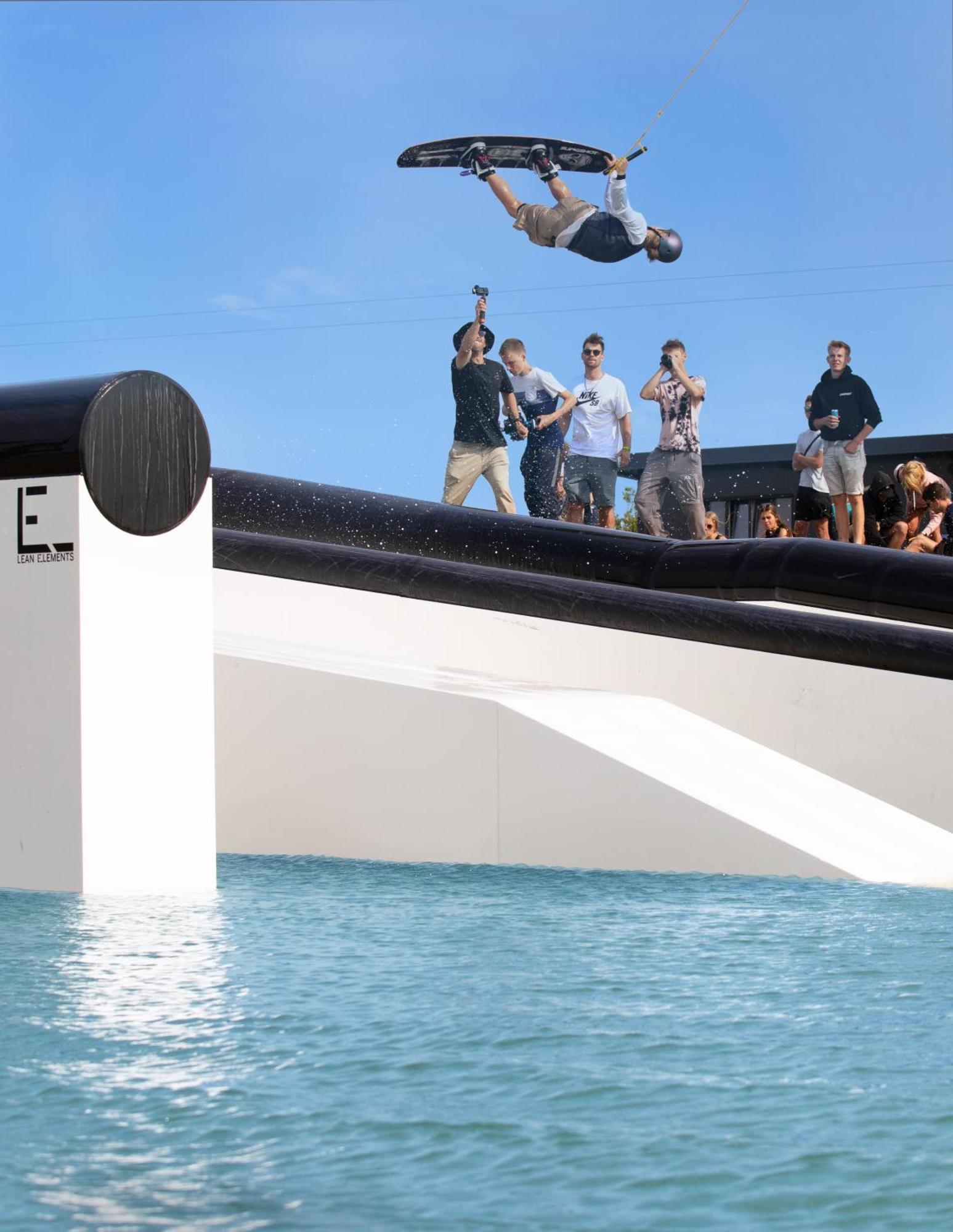 Golf 'N Wave Aktivresort فيهمارن المظهر الخارجي الصورة