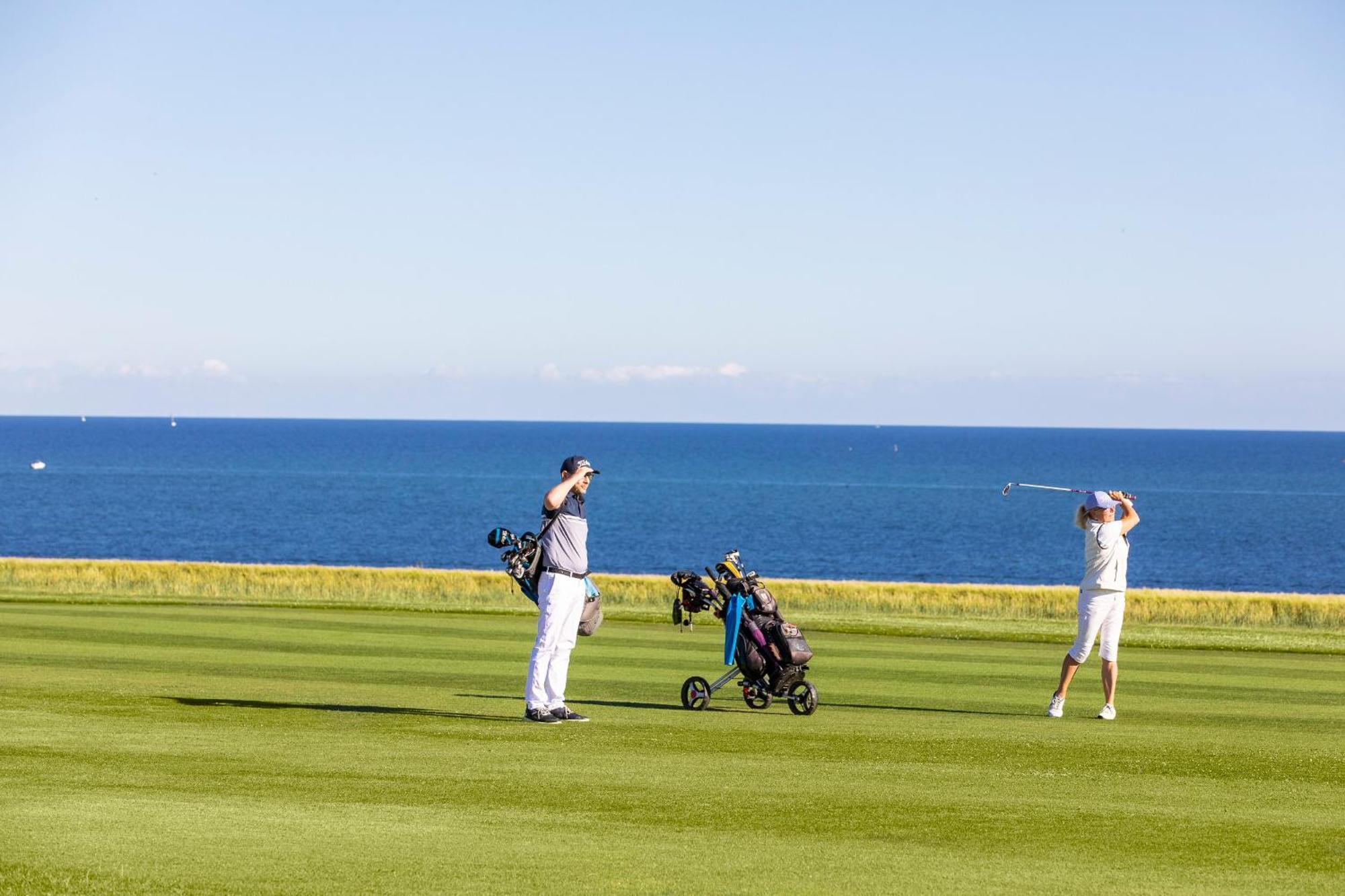 Golf 'N Wave Aktivresort فيهمارن المظهر الخارجي الصورة